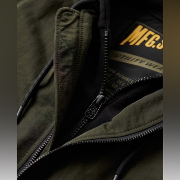 Military Hooded MA1 Jacket XXL fits like LARGE - Picture 4 of 6